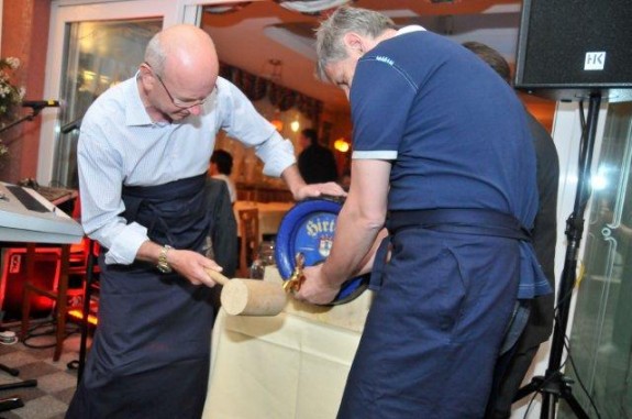 Silvester-Benefizfest im Don Carlo